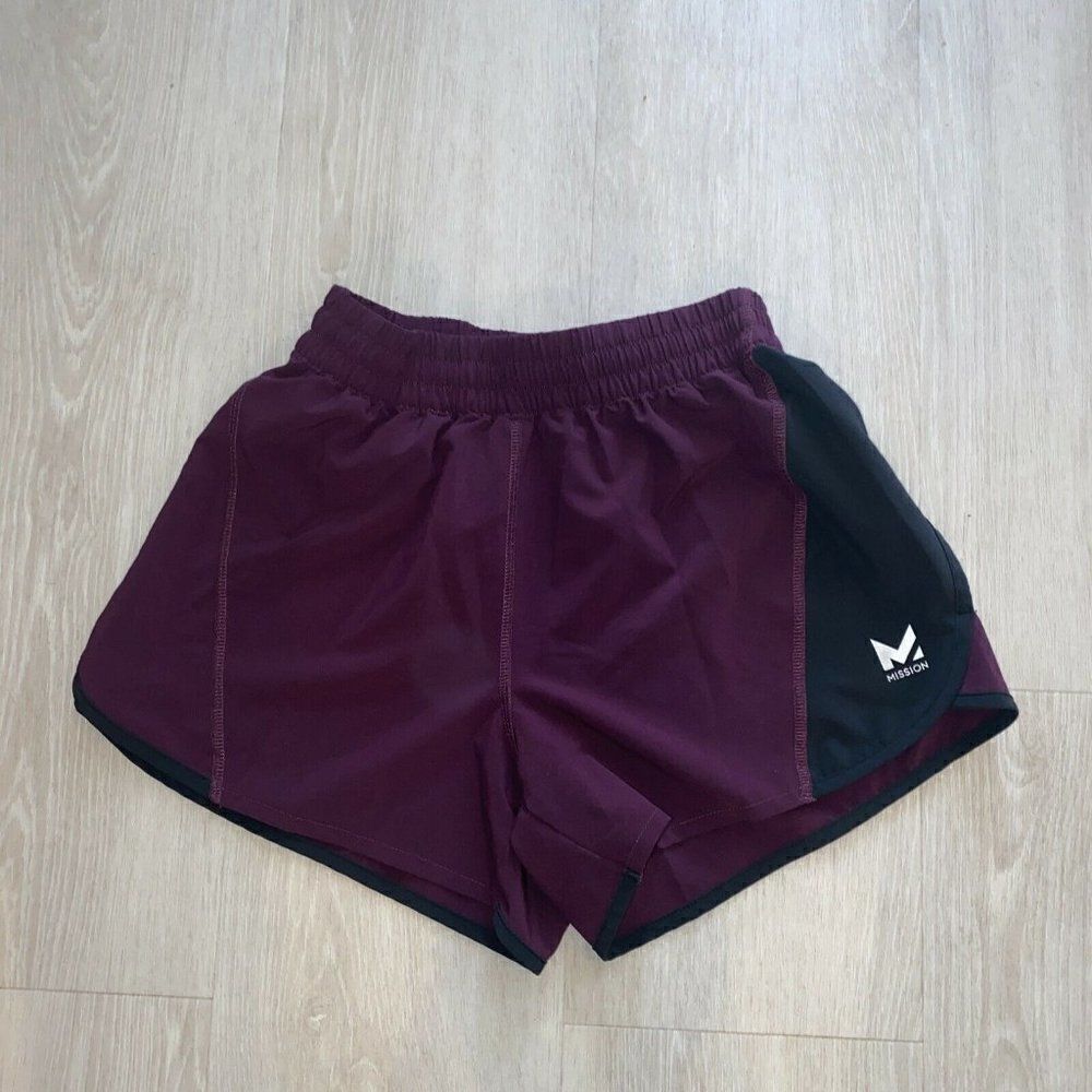 ‎Mission Workout Shorts Purple / Black Women's XS
